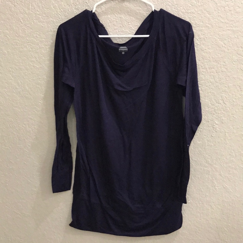 Woman's Nike long sleeve